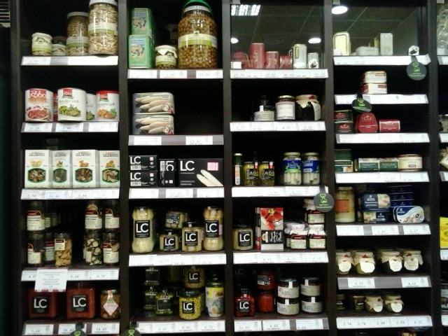 santa cecilia store cupboard foods