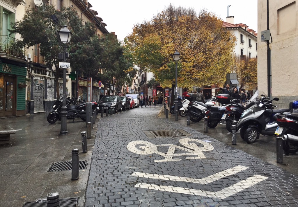 Malasaña bike lanes appeared last Fall.