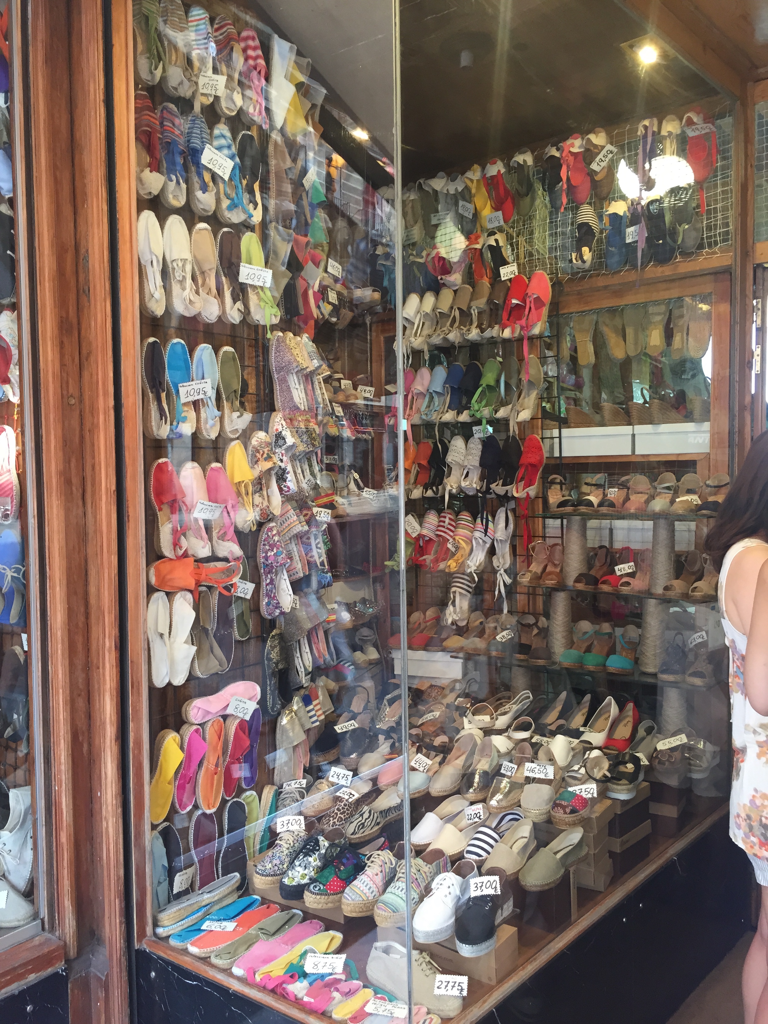 Espadrilles: 3 places in Madrid to get your hands on of Spanish footwear's greatest - Naked MadridNaked Madrid