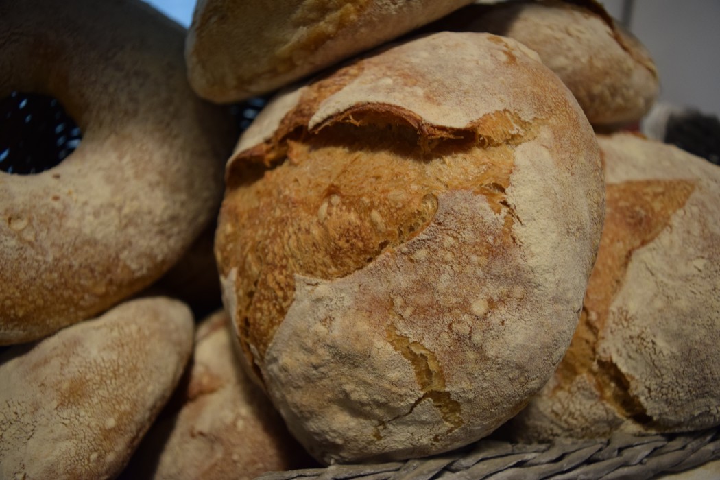 MOEGA: A Galician Bakery in Madrid