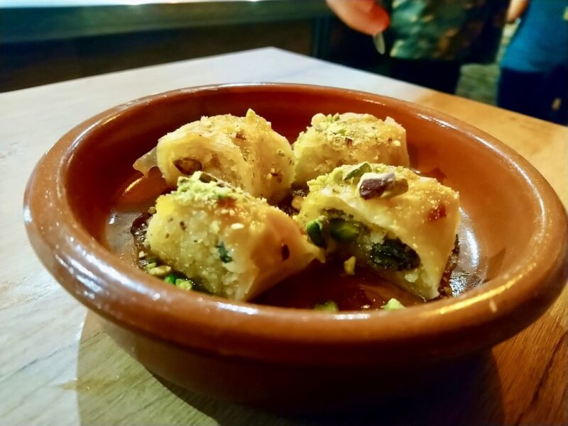 Refusion Delivery restaurant serves authentic dishes from Syria, Sudan and Venezuela, prepared by chefs who are refugees. Located in Madrid's Tetuan area.